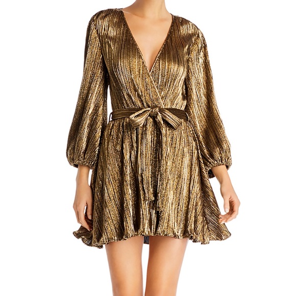 Bardot Dresses & Skirts - Bardot Metallic Gold Long Sleeve Dress